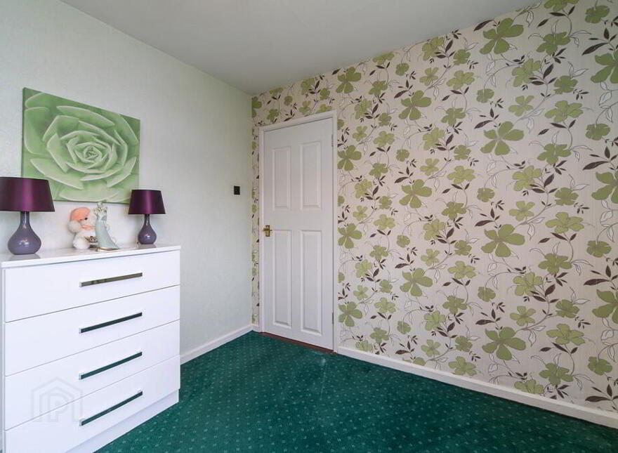 33 Larkfield Road, Belfast, BT4 1QE