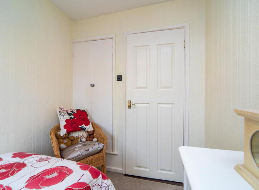 33 Larkfield Road, Belfast, BT4 1QE