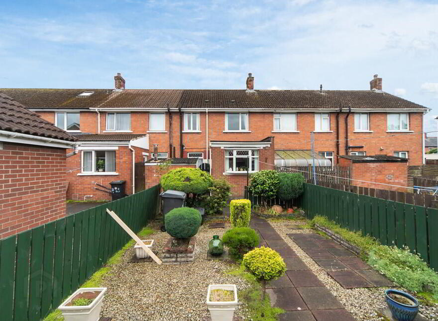 33 Larkfield Road, Belfast, BT4 1QE