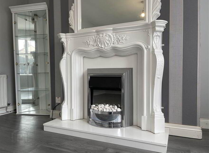 32 Moyard Parade, Belfast, BT12 7HG