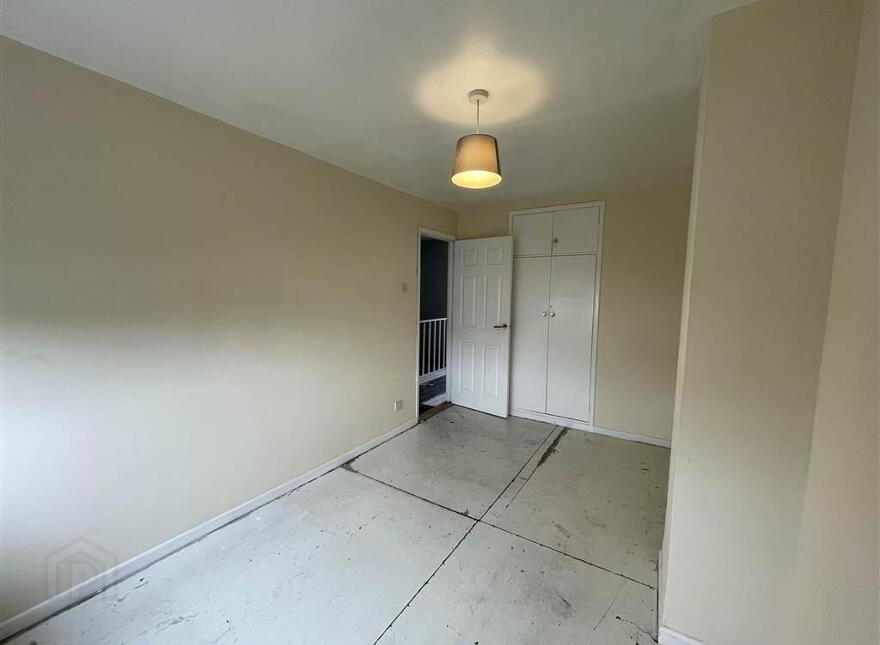 32 Moyard Parade, Belfast, BT12 7HG