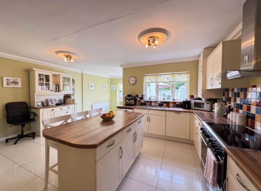 19 Marine Crescent, Blackrock Cove, Blackrock, A91E827