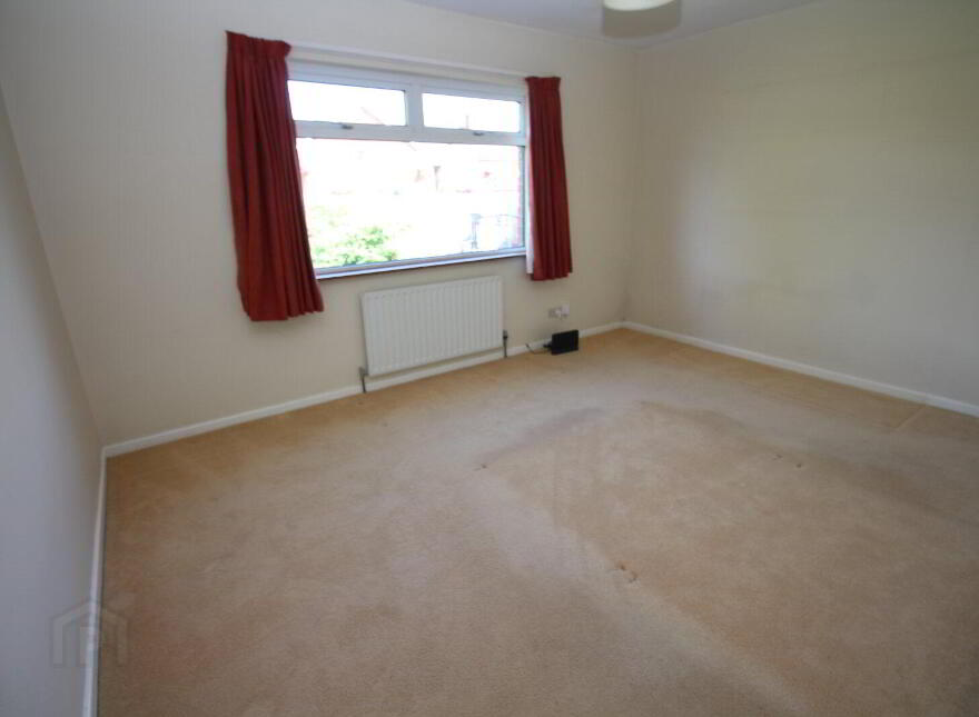 15 Fairview Park, Carrickfergus, BT38 7JG