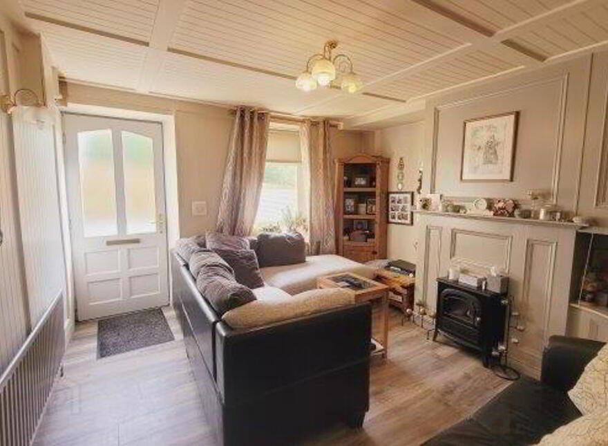 The Lions Mane, 22 Upper Main Street, Ballyshannon, F94X9DP