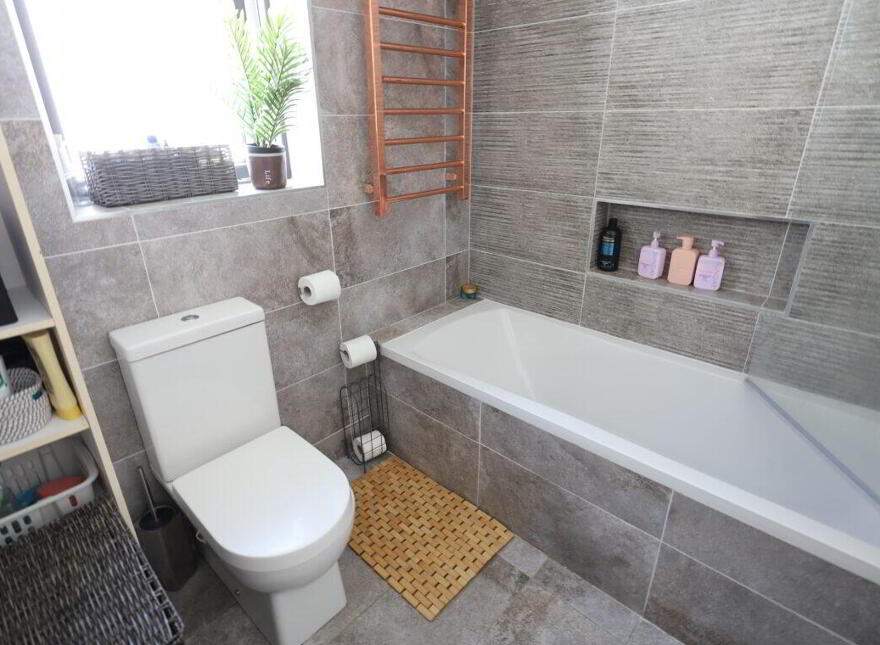 64 Ard Abhainn, Gogganstown, Knockraha, T56NT78