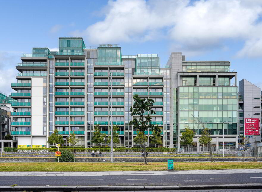 Apt, 44 Cloncurry House, Spencer Dock, Docklands, Dublin, D01 photo