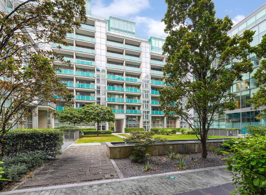 Apt, 44 Cloncurry House, Spencer Dock, Docklands, Dublin, D01