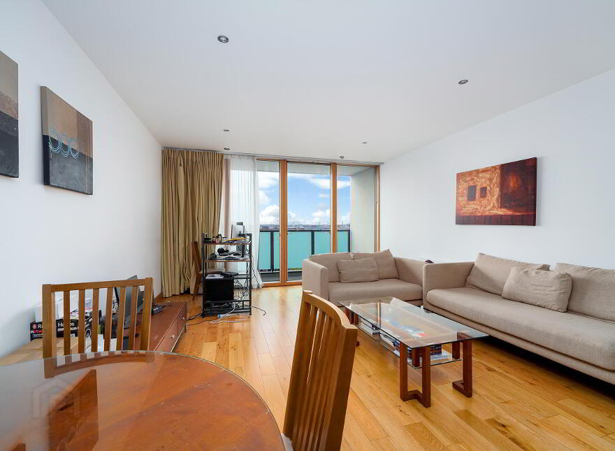 Apt, 44 Cloncurry House, Spencer Dock, Docklands, Dublin, D01