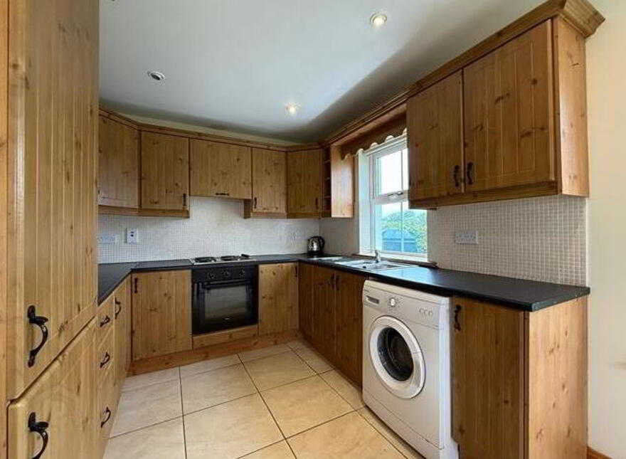 1 Cedar Grove, Ballaghaderreen, F45TN96