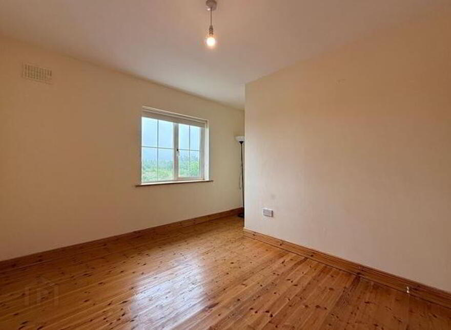 1 Cedar Grove, Ballaghaderreen, F45TN96