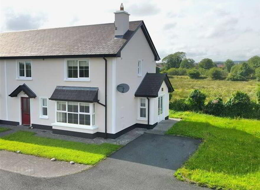 1 Cedar Grove, Ballaghaderreen, F45TN96