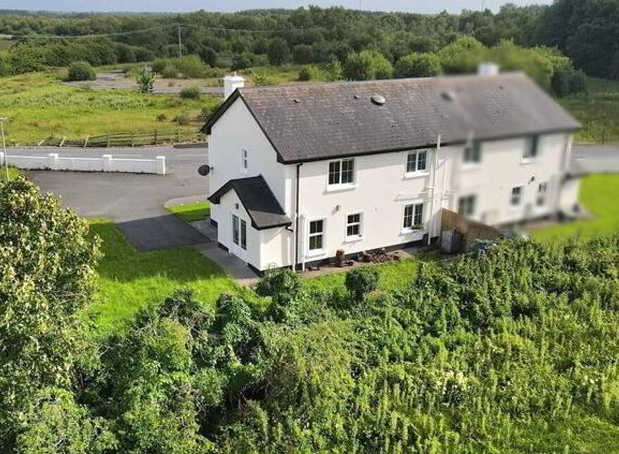 1 Cedar Grove, Ballaghaderreen, F45TN96