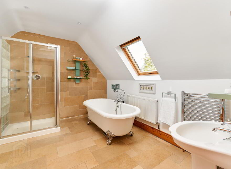 Laurel House, Kildalkey Wood, Kildalkey, C15V300
