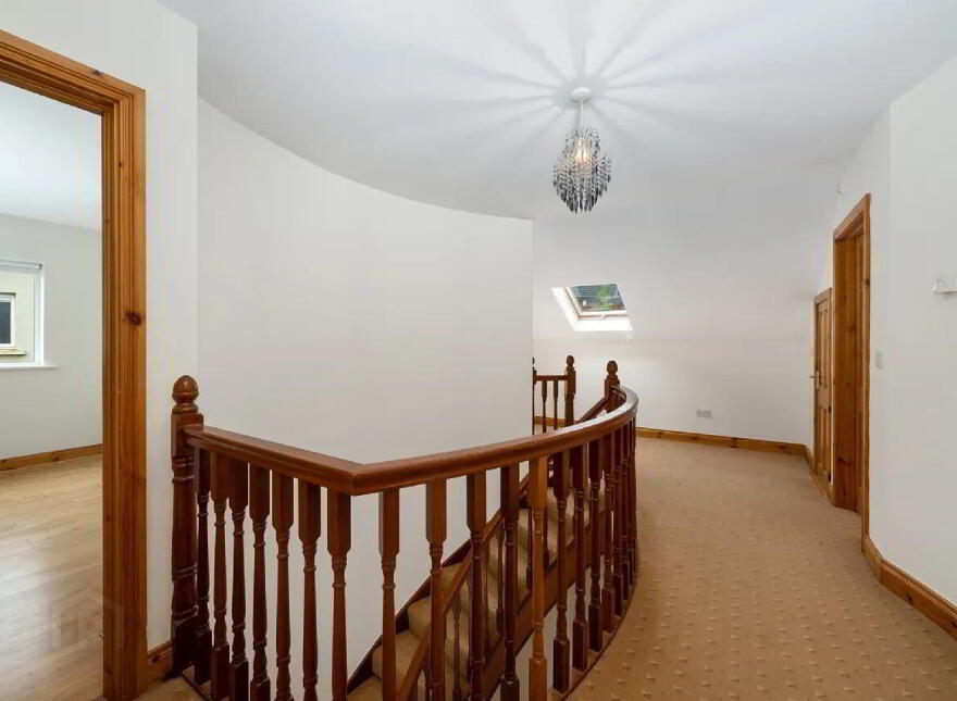 61 Rivercrescent, Virginia, A82Y6E4