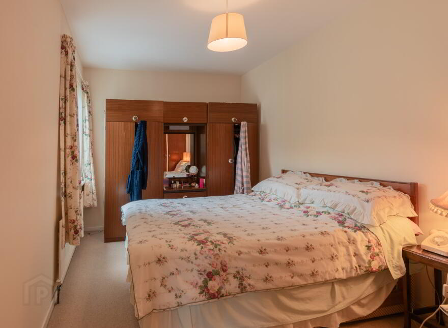 6 Whinsmoor Avenue, Broughshane, Ballymena, BT42 4JF