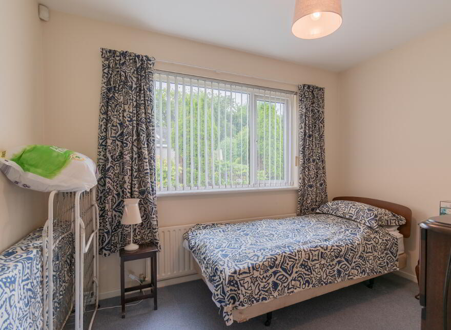 6 Whinsmoor Avenue, Broughshane, Ballymena, BT42 4JF