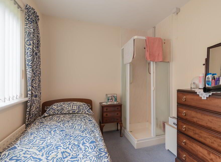 6 Whinsmoor Avenue, Broughshane, Ballymena, BT42 4JF