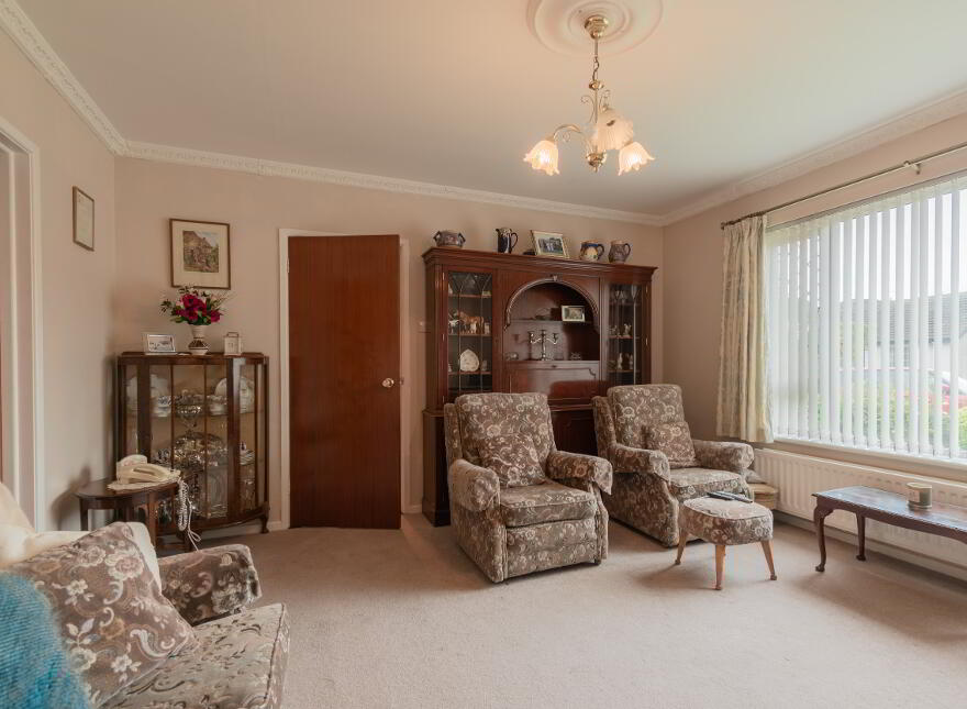6 Whinsmoor Avenue, Broughshane, Ballymena, BT42 4JF