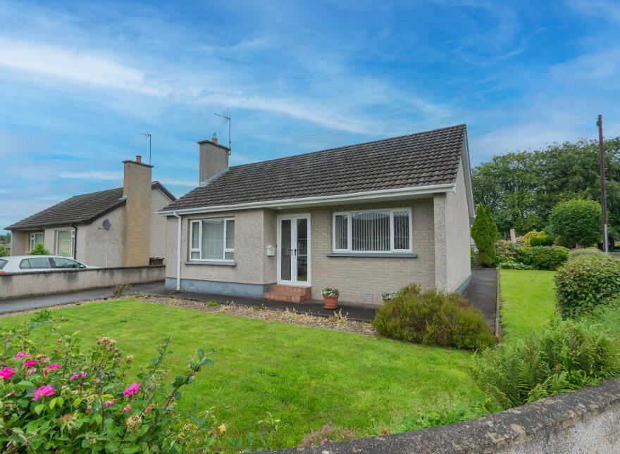 6 Whinsmoor Avenue, Broughshane, Ballymena, BT42 4JF photo