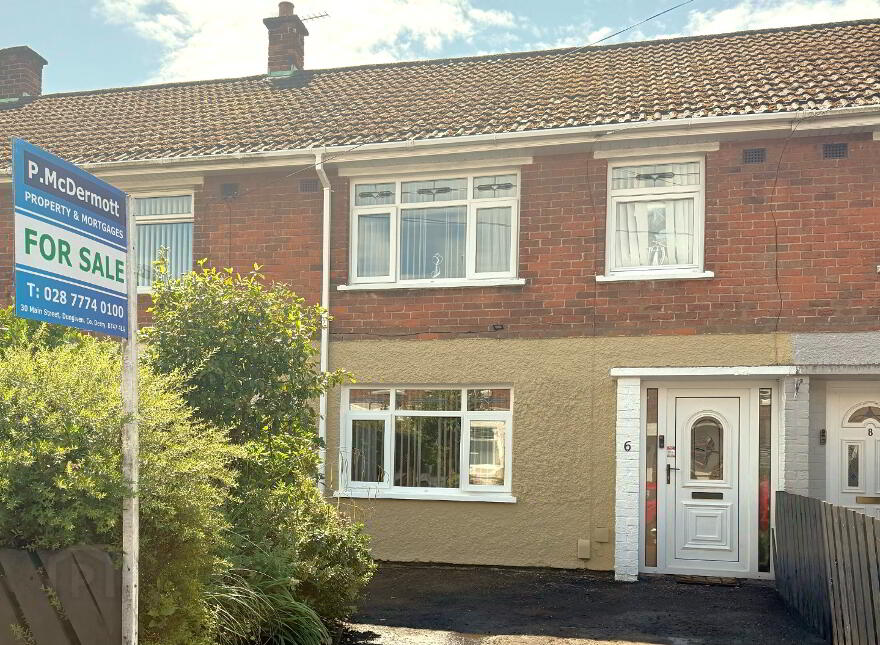 6 Erinvale Gardens, Finaghy South, Belfast, BT10 0FS photo