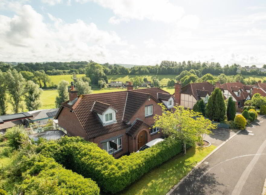 37 The Limes, Enniskillen, BT74 5NQ