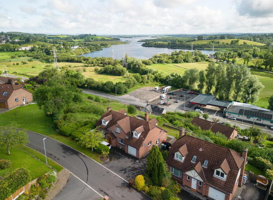37 The Limes, Enniskillen, BT74 5NQ