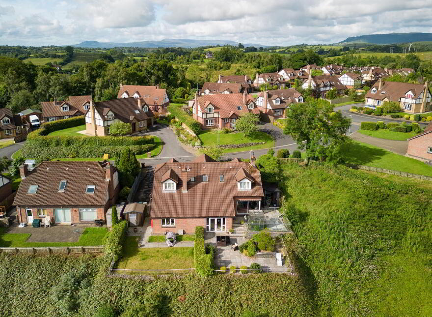 37 The Limes, Enniskillen, BT74 5NQ