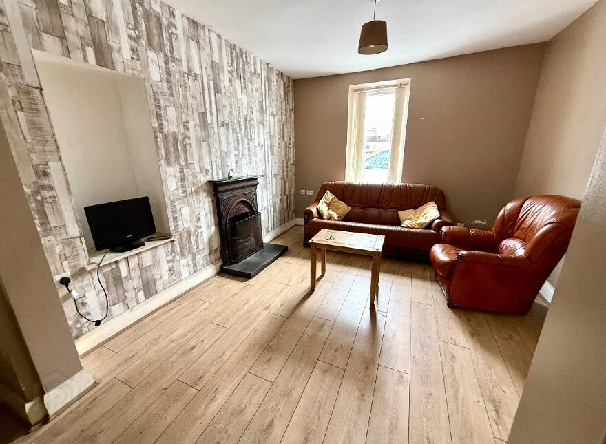 9 Pine Street, Waterside, L'Derry, BT47 6HB