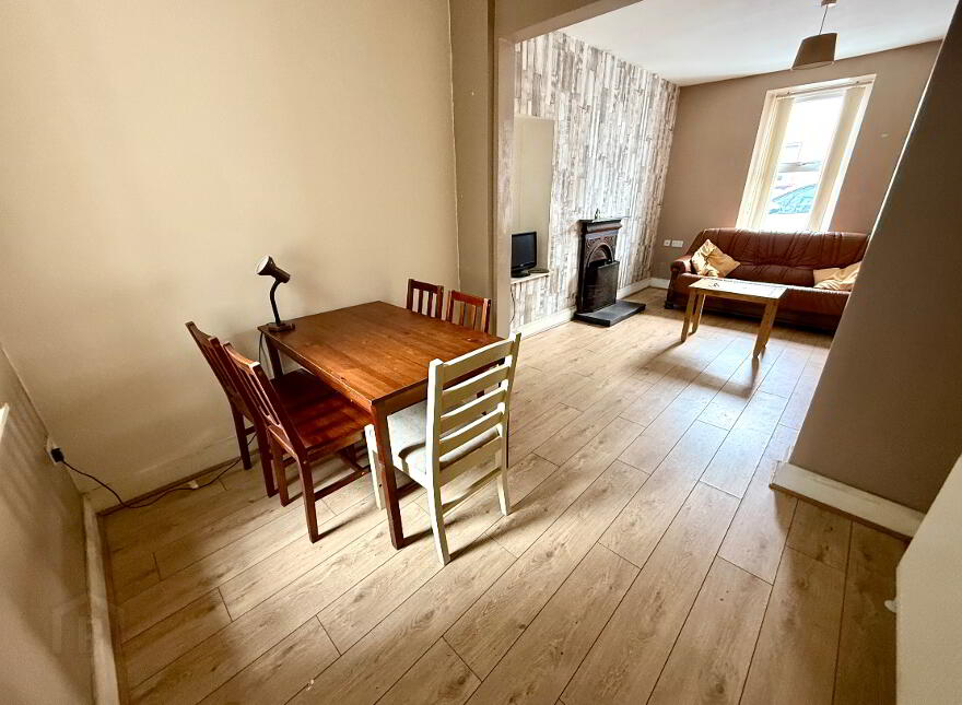 9 Pine Street, Waterside, L'Derry, BT47 6HB