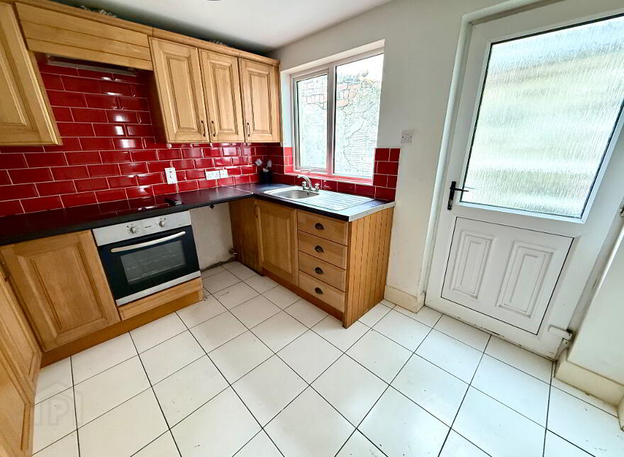 9 Pine Street, Waterside, L'Derry, BT47 6HB