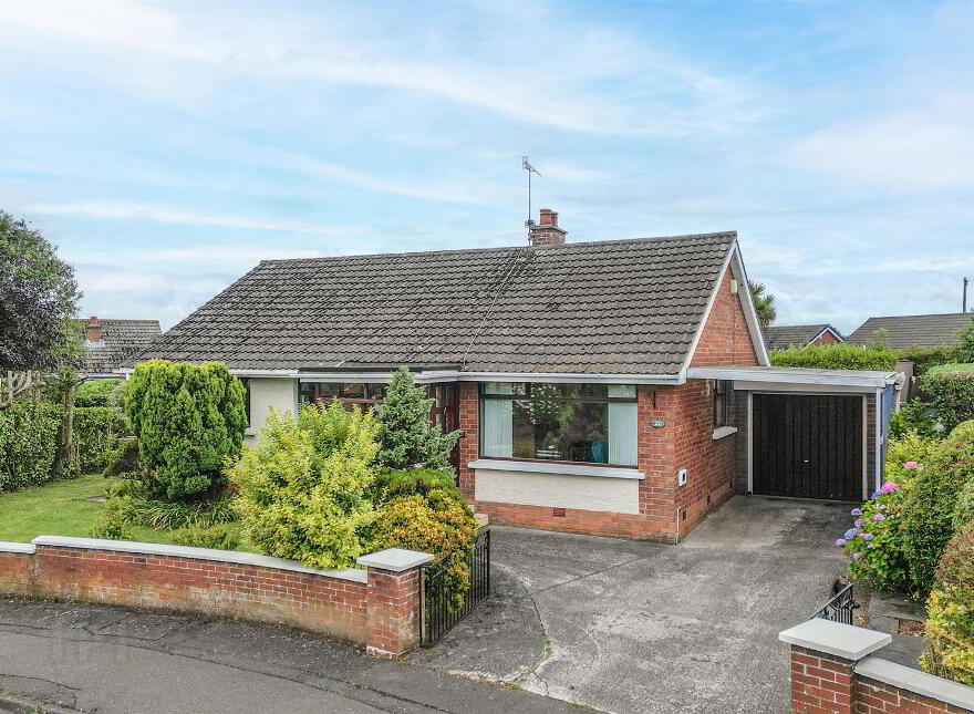 20 Carrickburn Road, Carrickfergus, BT38 7ND photo