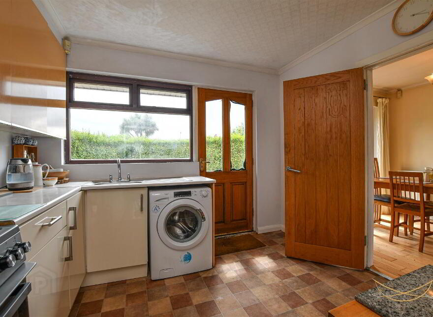 20 Carrickburn Road, Carrickfergus, BT38 7ND