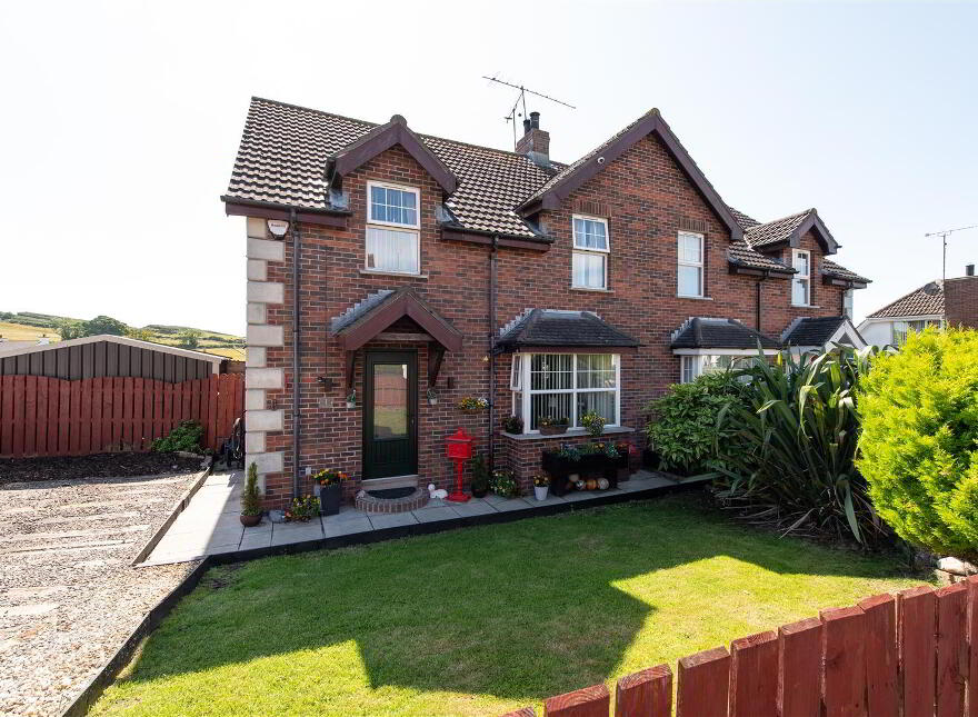 1 Ardfern Meadow, Downpatrick, BT30 6XX photo