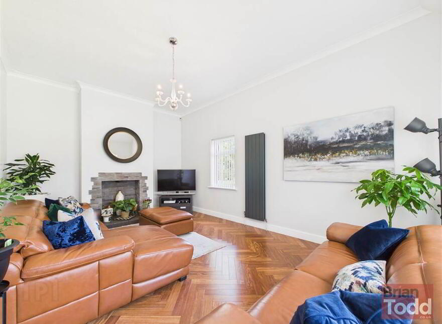 Windsor Heights, Larne, BT40 1UL