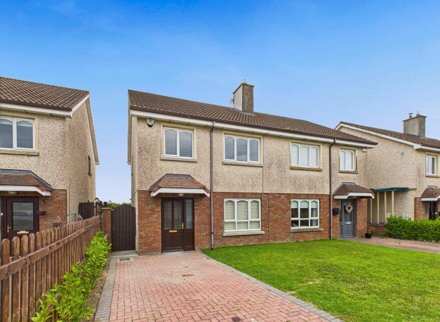 84 Meadowbank, Baile Na Ndeise, X91V80F photo