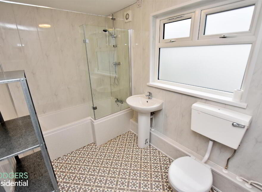 11 Glenvarlock Street, Belfast, BT5 5GS
