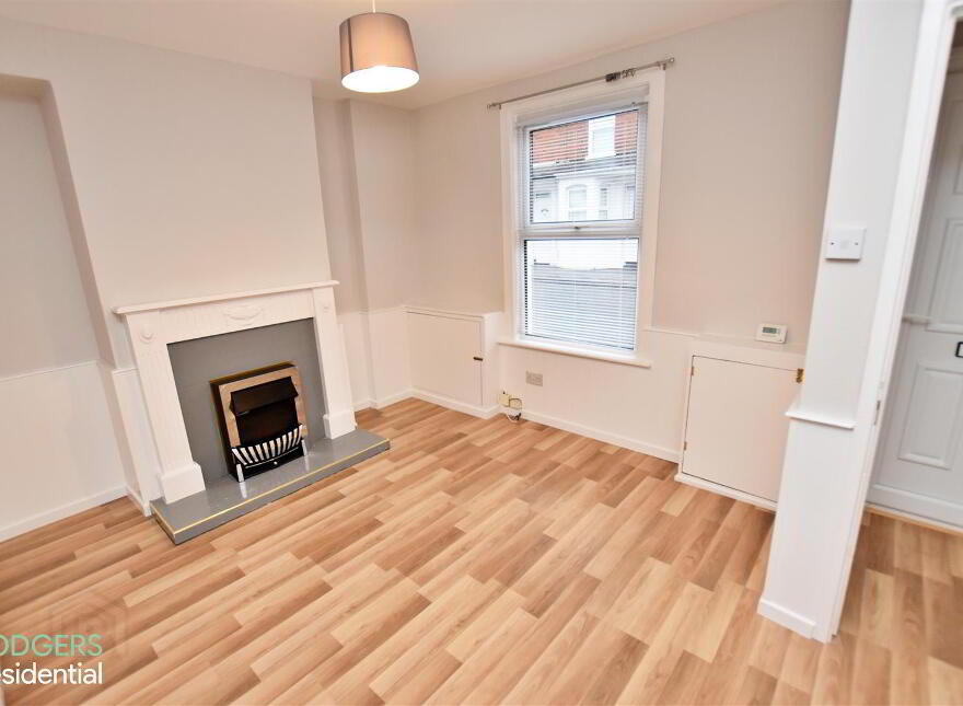 11 Glenvarlock Street, Belfast, BT5 5GS