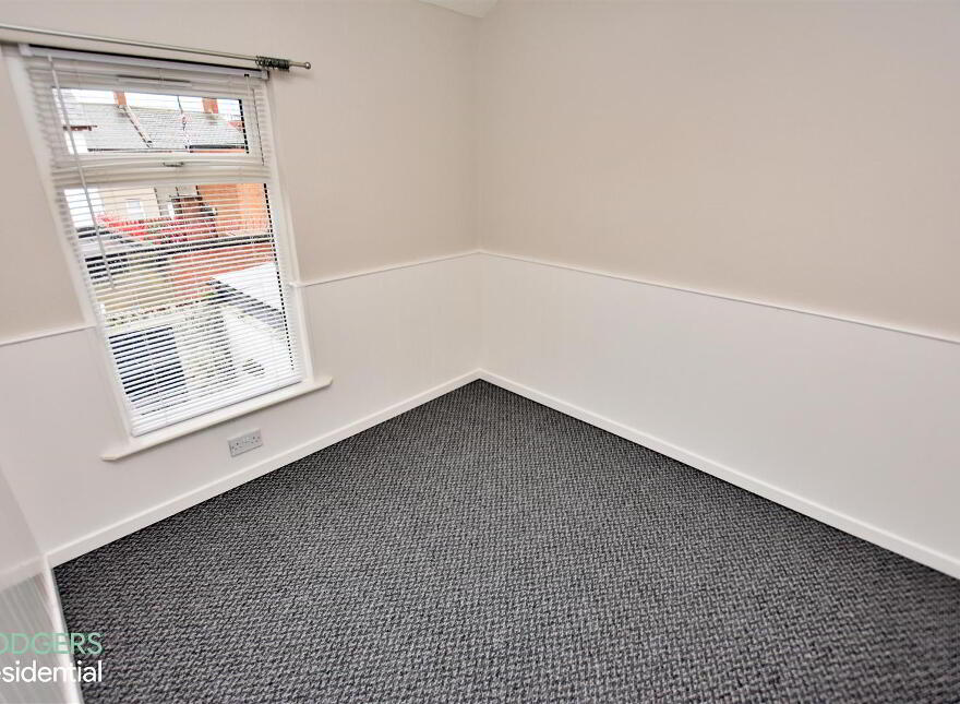 11 Glenvarlock Street, Belfast, BT5 5GS