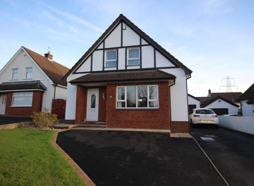 149 Broadlands, Carrickfergus, BT38 7BA photo
