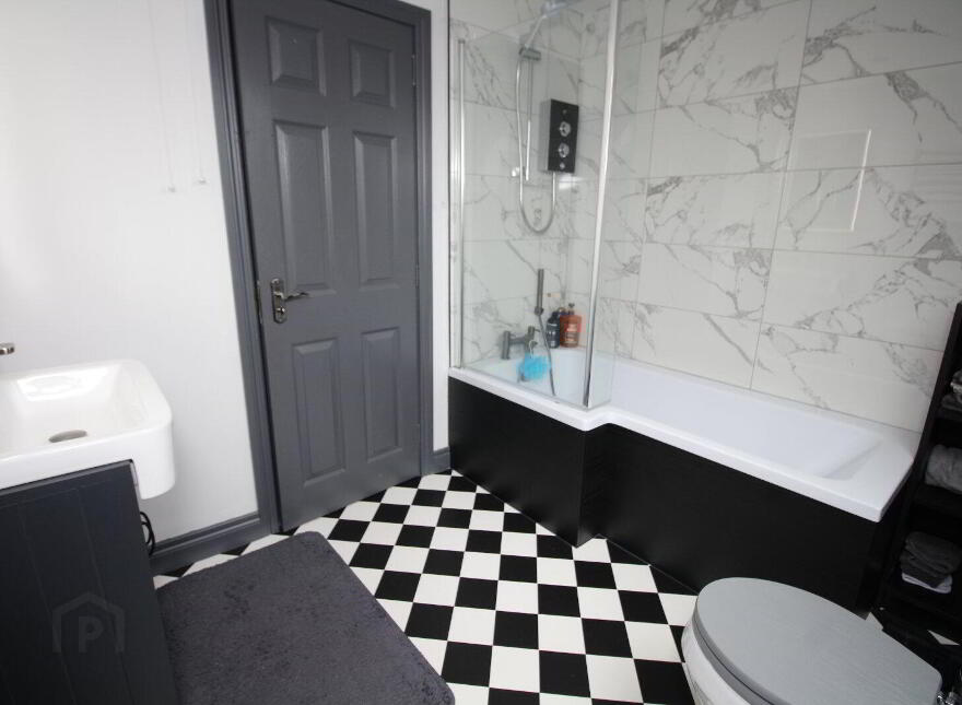 149 Broadlands, Carrickfergus, BT38 7BA