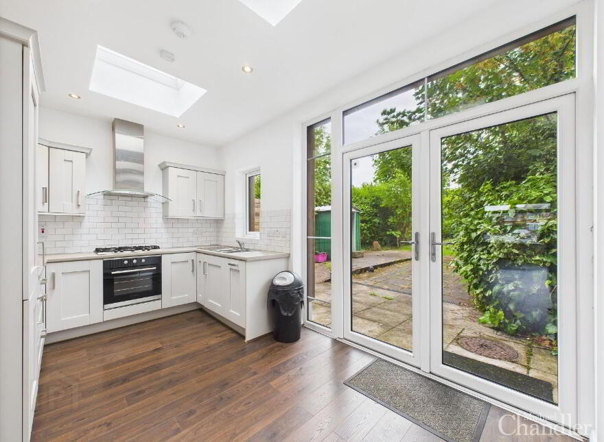 83 Knockbreda Road, Belfast, BT6 0JD
