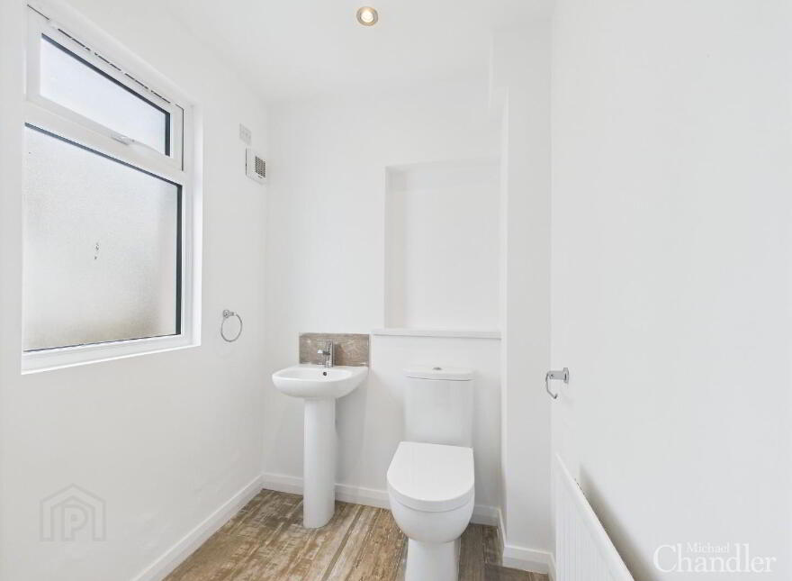 83 Knockbreda Road, Belfast, BT6 0JD