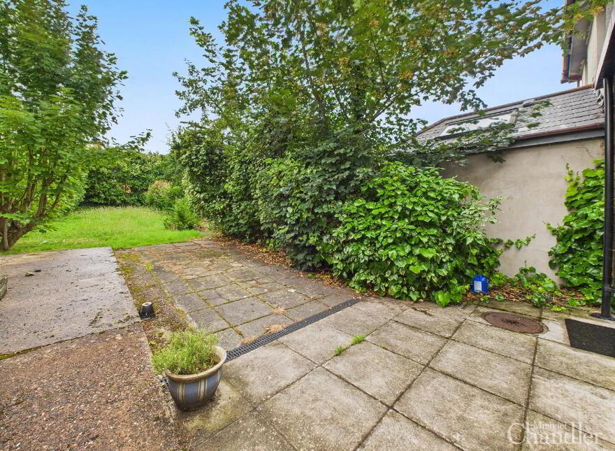 83 Knockbreda Road, Belfast, BT6 0JD