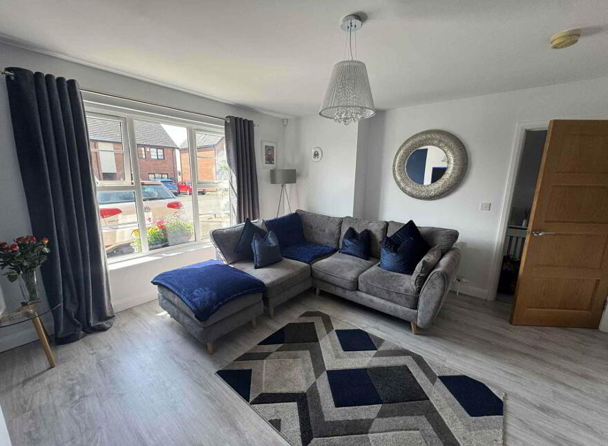 5 Highgrove Gate, Carrickfergus, BT38 9TX