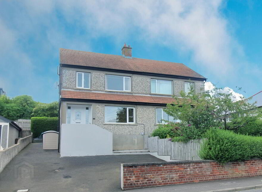 40 Windmill Road, Ballyholme, Bangor, BT20 5RA photo