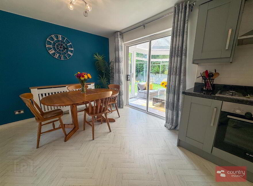61 Huntingdale Grove, Ballyclare, BT39 9FA