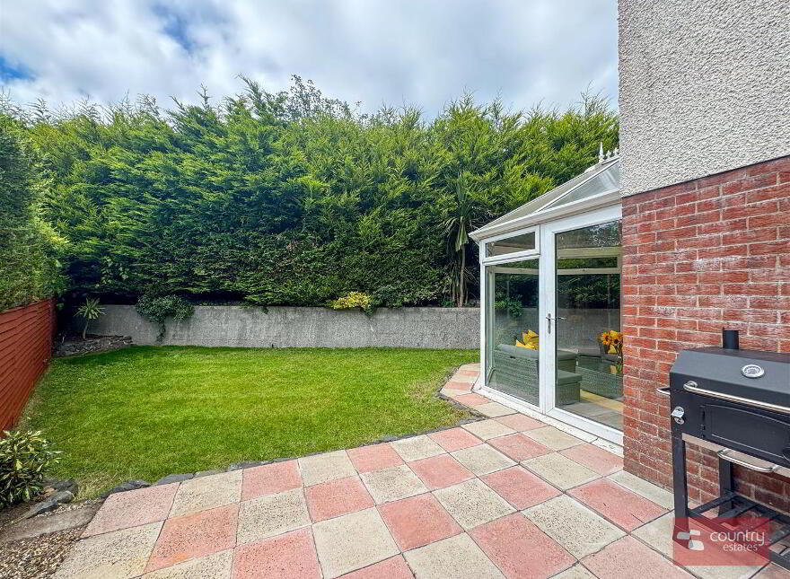 61 Huntingdale Grove, Ballyclare, BT39 9FA