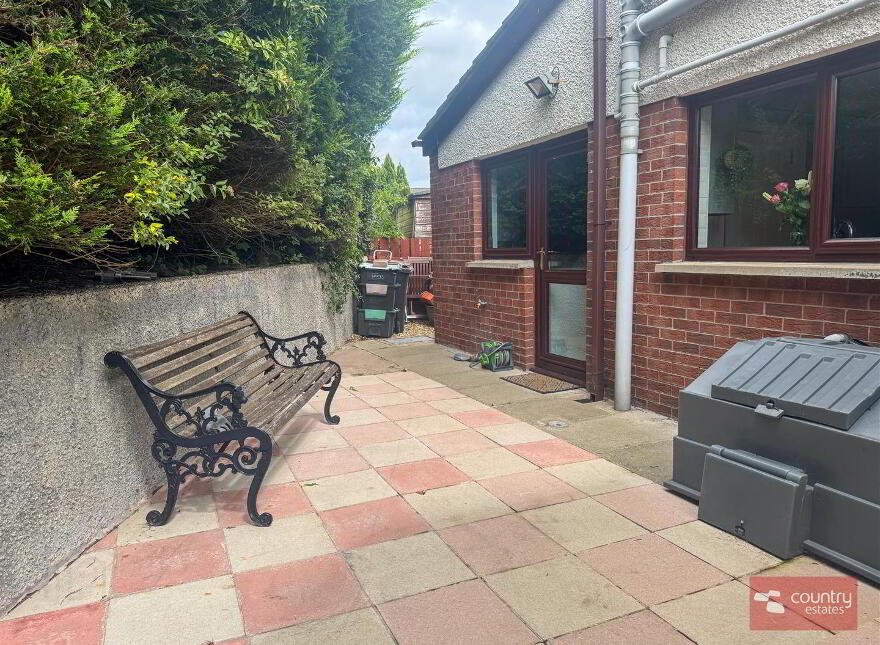 61 Huntingdale Grove, Ballyclare, BT39 9FA