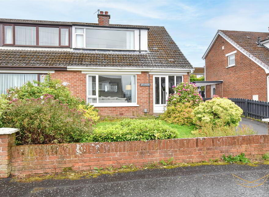 4 Fairview Parade, Newtownabbey, BT36 6PU photo
