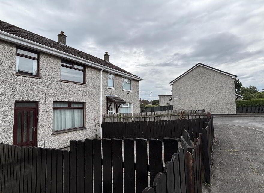 8 Lacken Gardens, Newtownabbey, BT36 6BJ